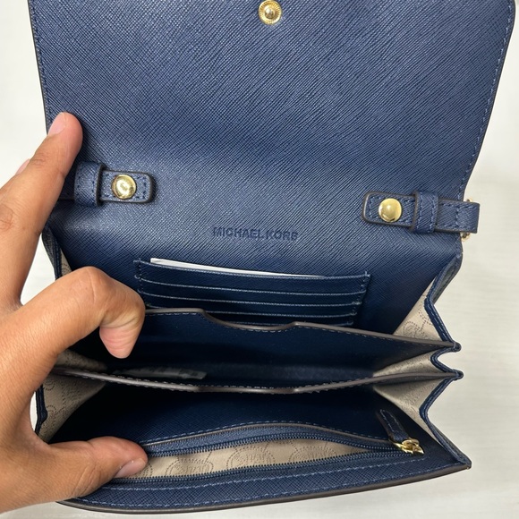 Michael Kors Jet Set Travel Crossbody Bag - Picture 7 of 13